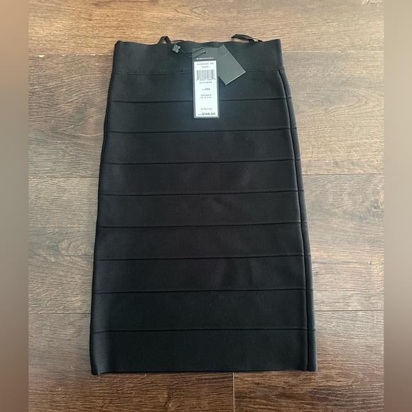NWT BCBG MaxAria Skirt - Picture 2 of 4
